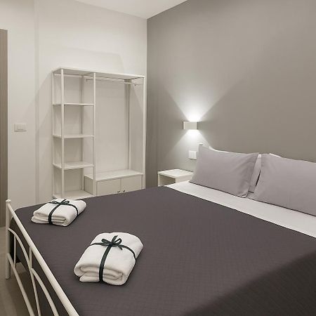 La Dimora Di Antonietta Apartment Napoli Bagian luar foto