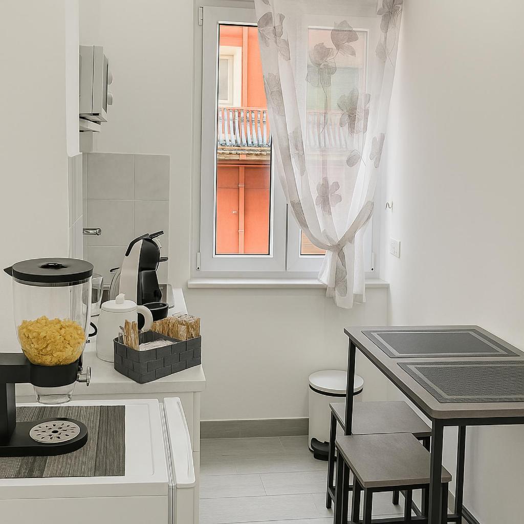 La Dimora Di Antonietta Apartment Napoli Bagian luar foto