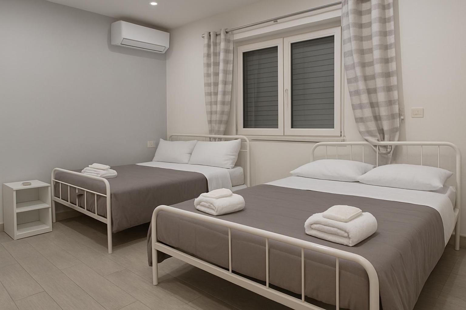 La Dimora Di Antonietta Apartment Napoli Bagian luar foto