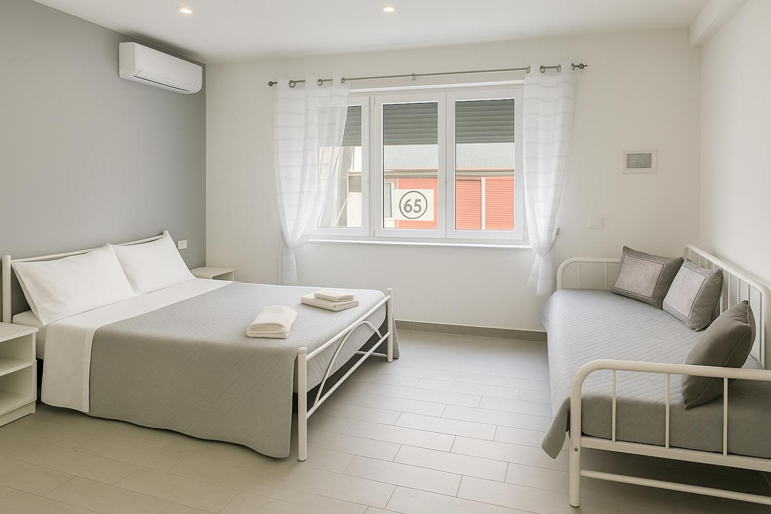 La Dimora Di Antonietta Apartment Napoli Bagian luar foto